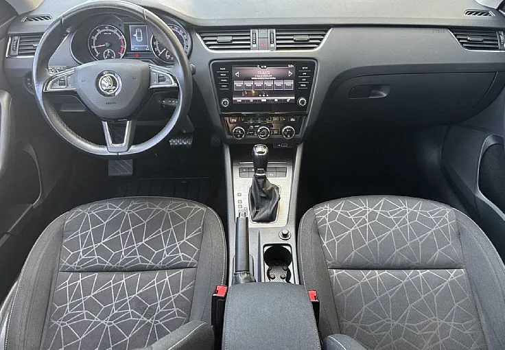 Zunanja slika - Škoda Octavia - Combi 1.5 TSI Style DSG-LED-RACE BLUE-KREDIT - 9