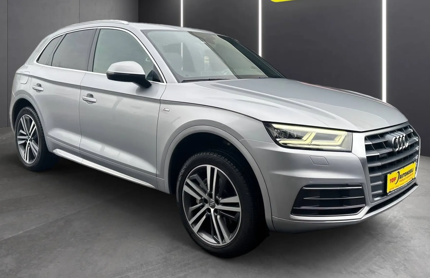 Zunanja slika - Audi Q5 - 2.0 TDI QUATTRO S LINE MATRIX NAVI PDC KAM VIRTU.. - 10