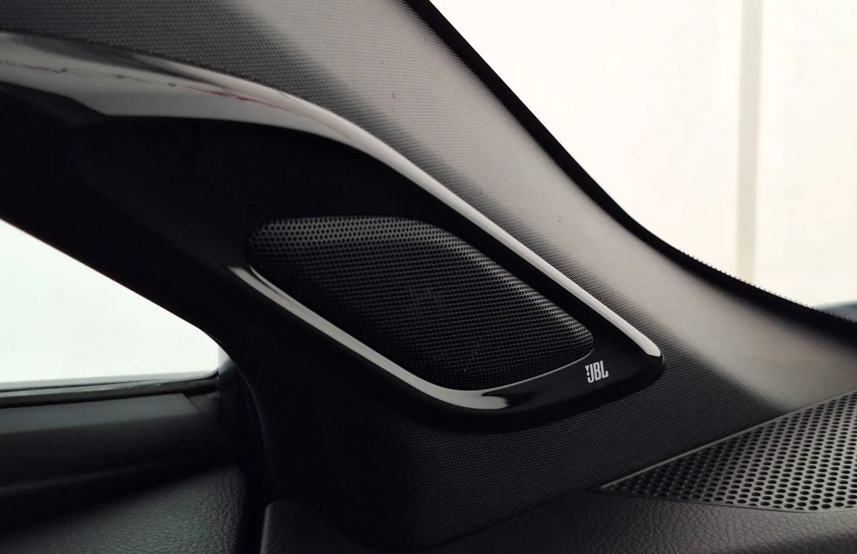 Zunanja slika - Toyota C-HR - Hybrid 2.0 GR Sport •ALCANTARA•FULL LED•SLO• - 15
