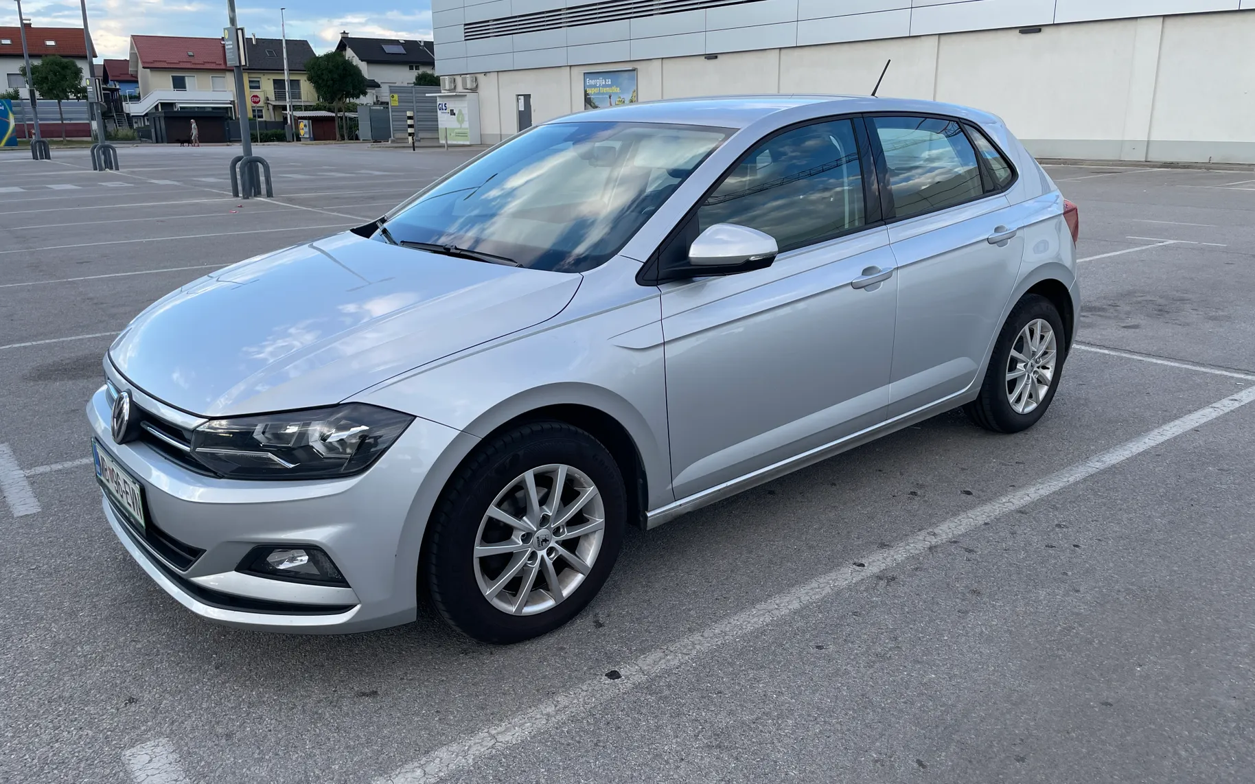 Zunanja slika - Volkswagen Polo - 1.0 Comfortline - 1