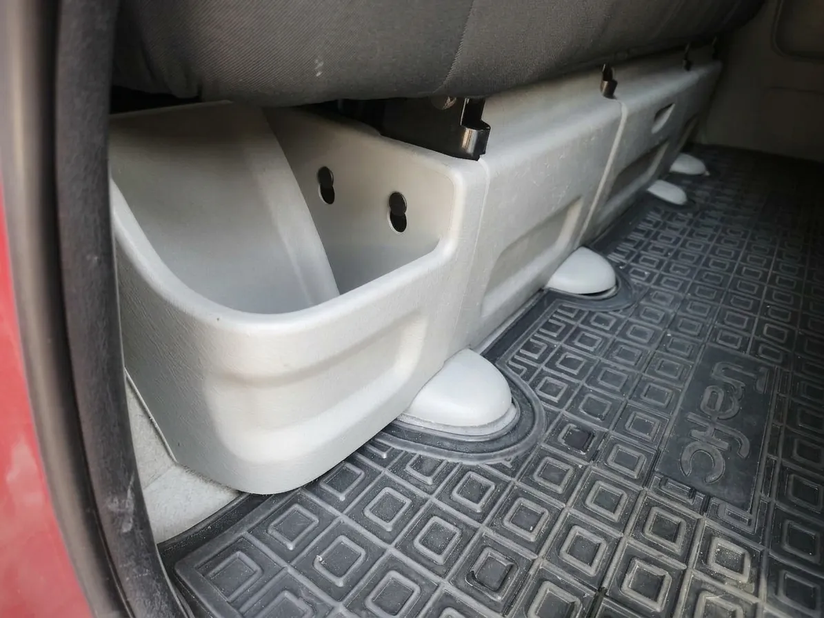 Slika poškodbe - Renault Trafic - Passanger - 27