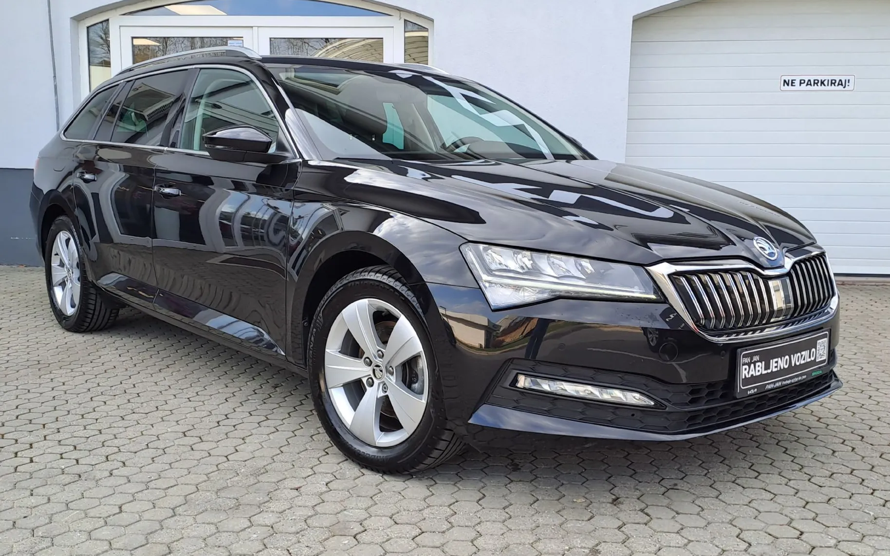 Zunanja slika - Škoda Superb - 1.5 TSI Ambition Combi 110 kW - 2