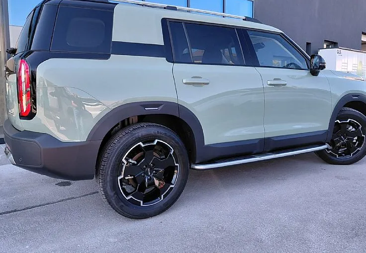 Zunanja slika - Baic BJ30 - 1.5T e-HYBRID 4WD - NA ZALOGI - 4