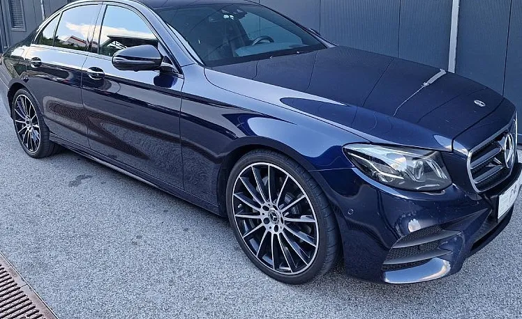 Zunanja slika - Mercedes-Benz E-Razred - E 220 d AMG LINE - 2