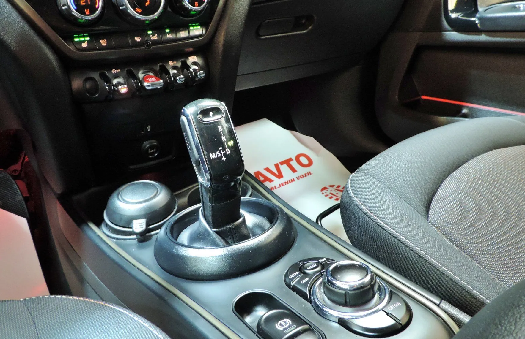 Zunanja slika - MINI Countryman - Cooper D Avt. LED-KAMERA-KEYLESS - 19