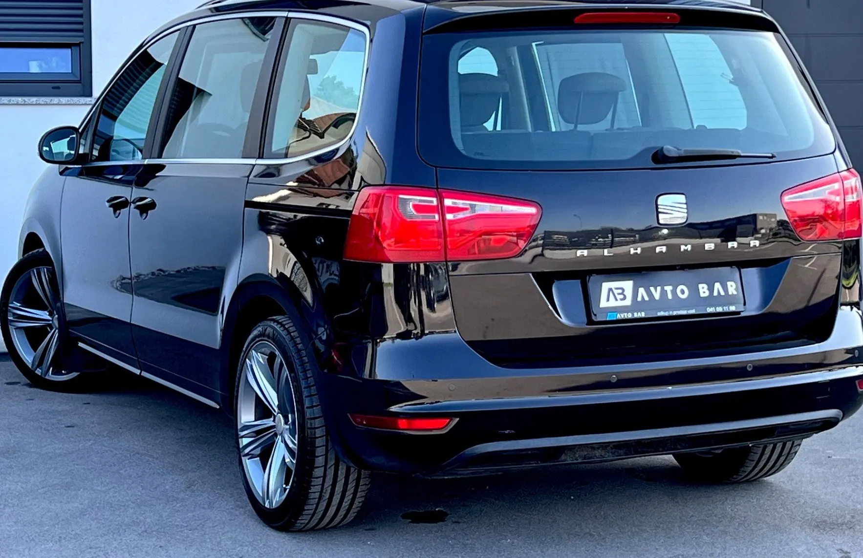 Zunanja slika - Seat Alhambra - 2.0 TDI+7.SED+F1+DSG+TEMP - 8