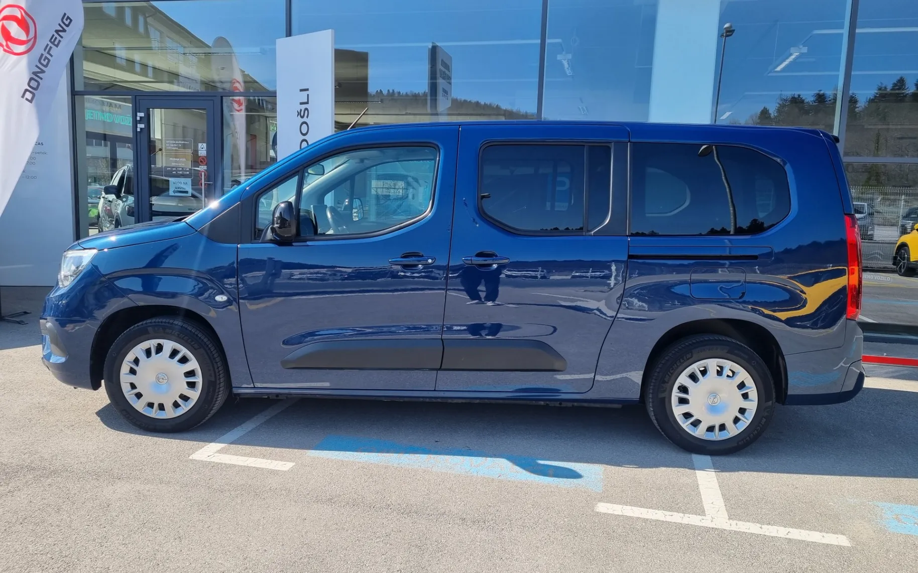 Zunanja slika - Opel Combo - XL 1.5 HDI 96KW - VLEČNA KLJUKA - ODLIČEN - 4