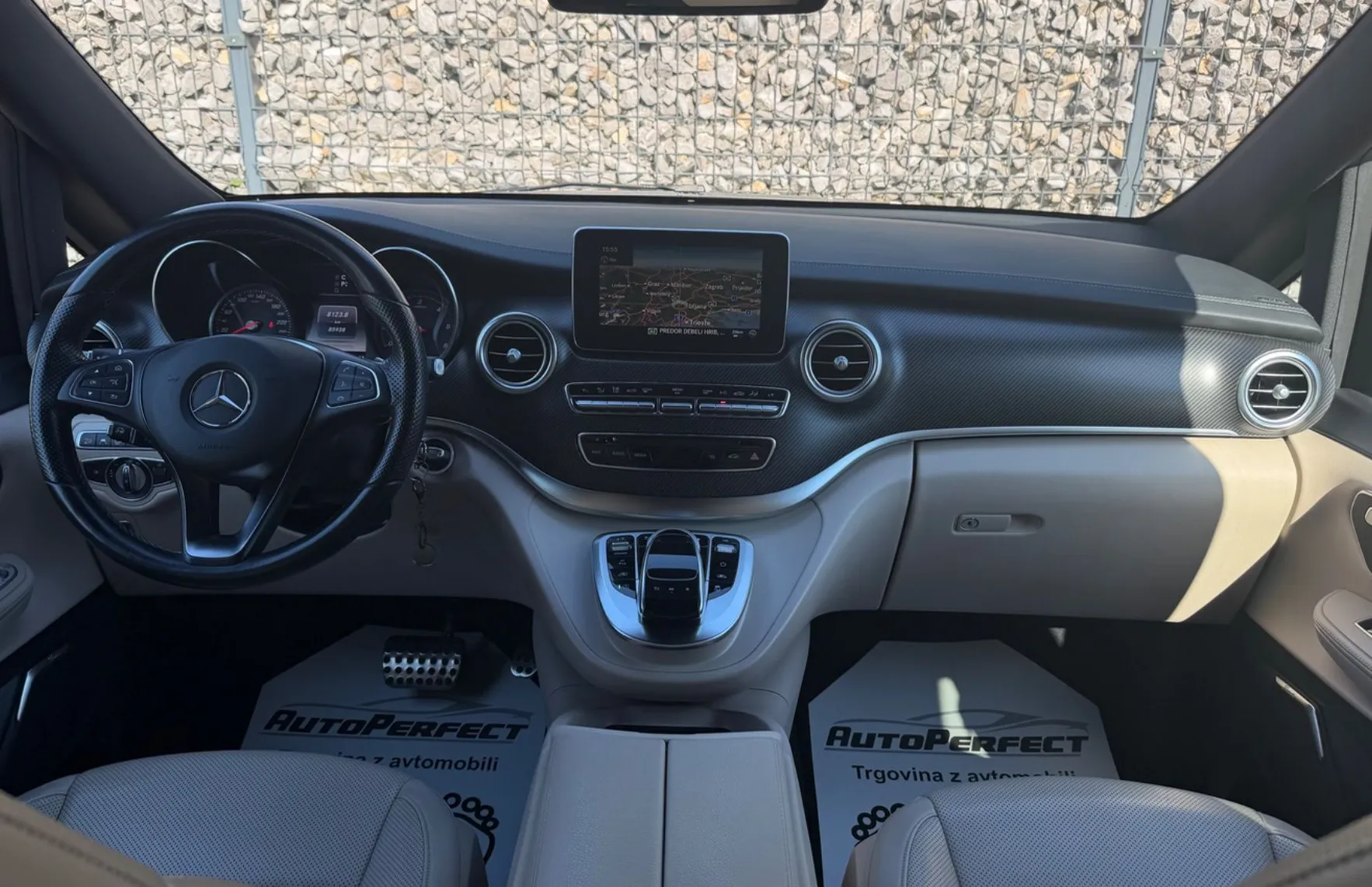 Zunanja slika - Mercedes-Benz V-Razred - V 250d 4MATIC|AMG Line|SLO|360°|KLJUKA|BURM.| - 10