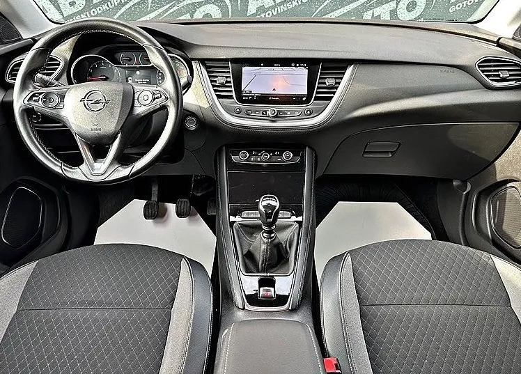 Zunanja slika - Opel Grandland X - 1.2 TURBO 96KW+SLO+1LASTNIK+VELIKSERVIS+UGODNO+TOP - 9