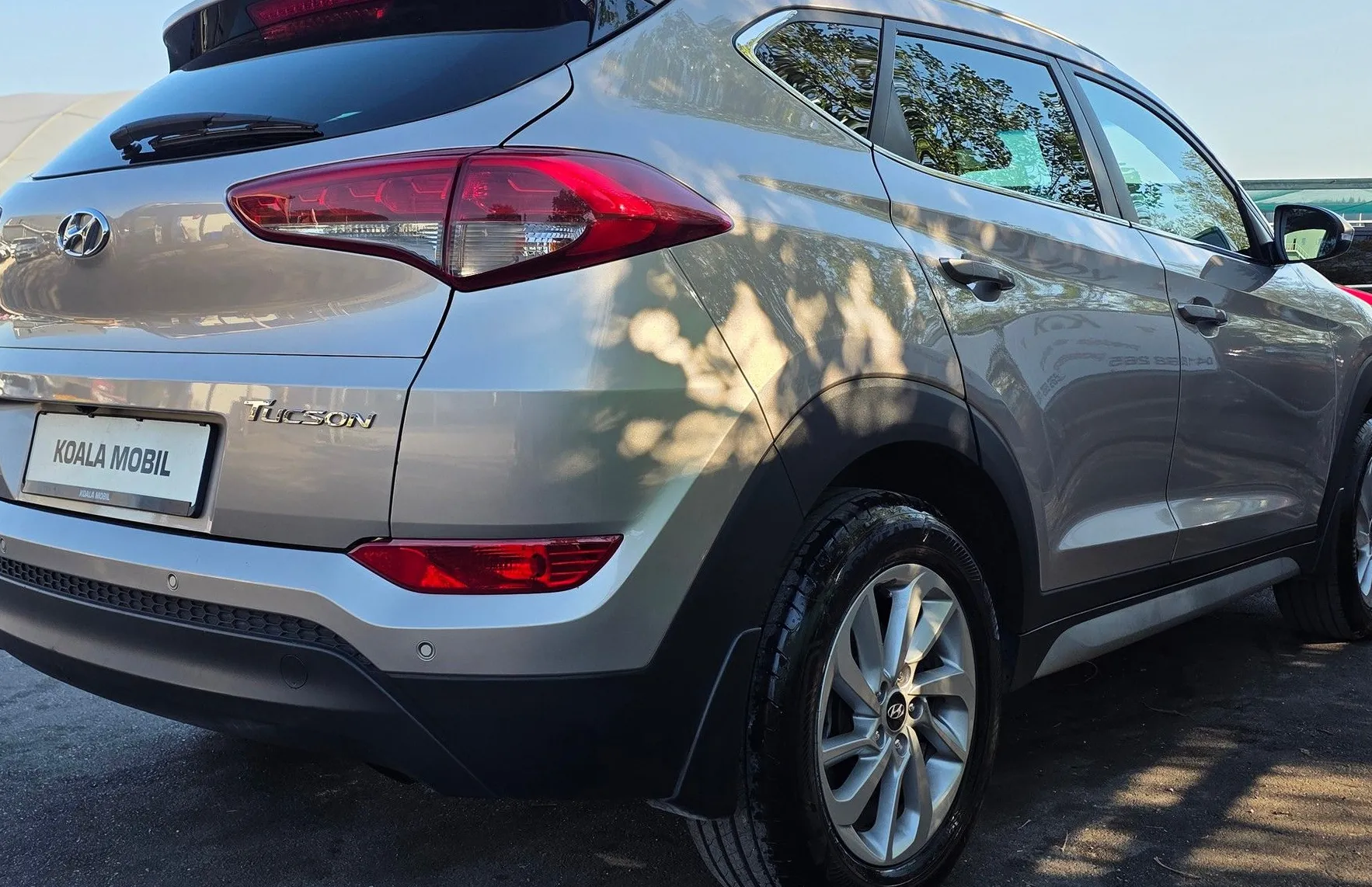 Zunanja slika - Hyundai Tucson - 1.6 GDI PREMIUM LED-KAMERA-NAVI-ALU-SLOVENSKI - 4