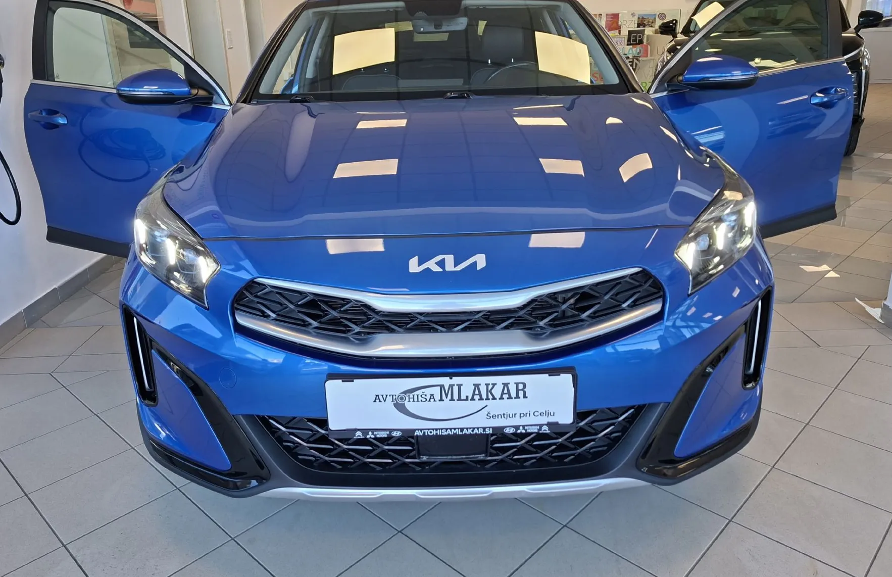 Zunanja slika - KIA XCeed - 1.5 T-GDi EX Way ISG.7DCT 118 kW-1.LAST-SLO-LED- - 6