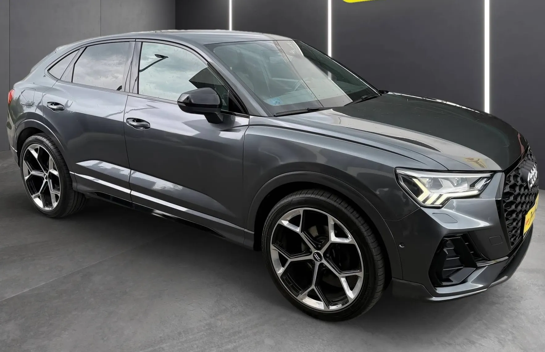 Zunanja slika - Audi Q3 - Sportback 35 TDI S LINE SPORT MATRIX ACC VIRTUAL 360°KAM TOP - 9
