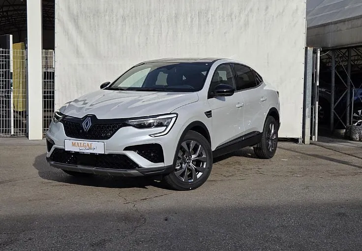 Zunanja slika - Renault Mégane Conquest - Megane Conquest Techo E-Tech HEV 145 + Paket Easy park Premium - 1