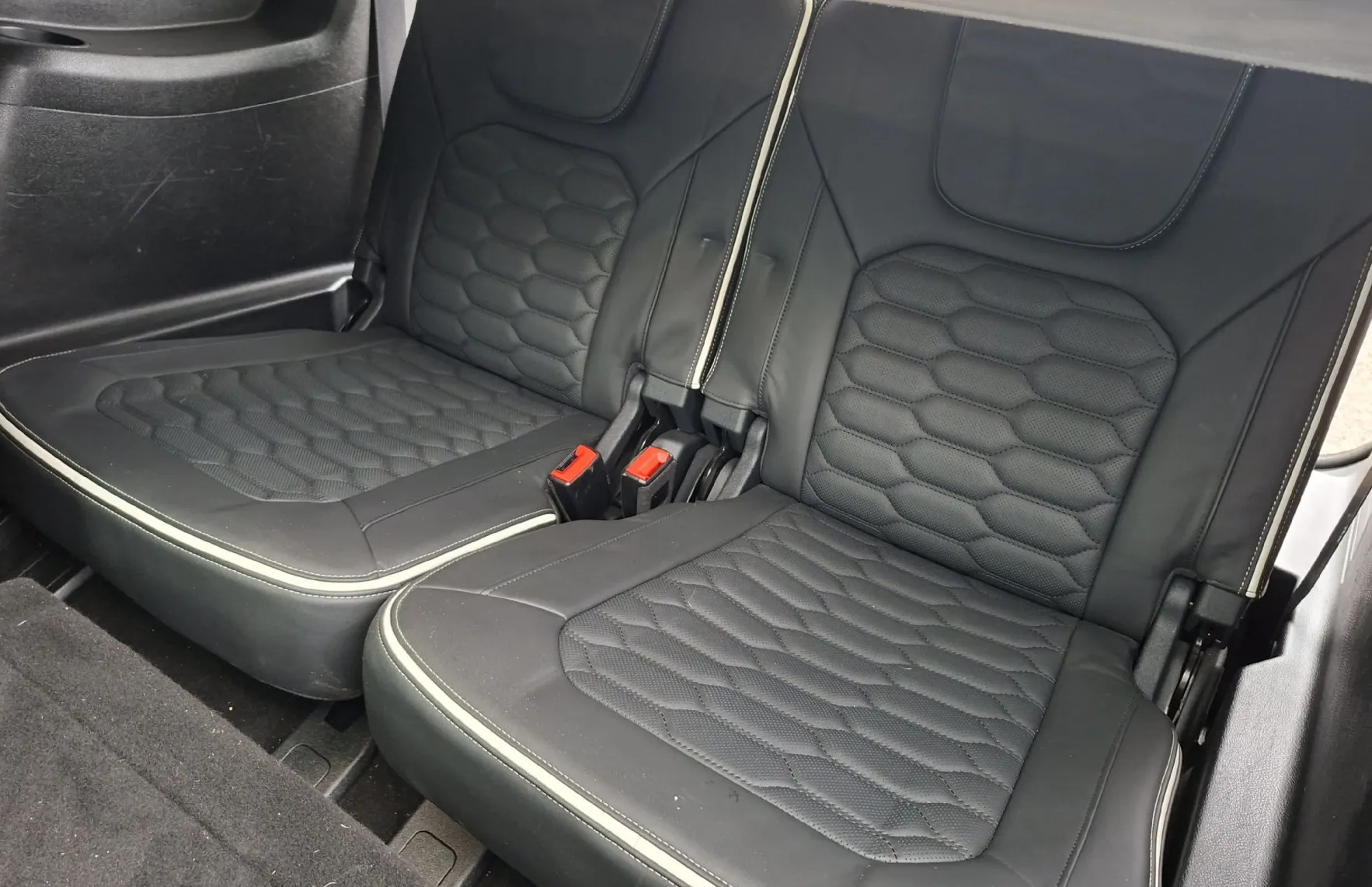 Zunanja slika - Ford S-MAX - 2.0 EcoBlue 140 kW Vignale Auto 7 sedežev panorama - 13