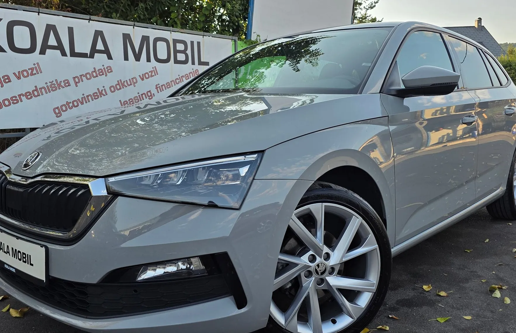 Zunanja slika - Škoda Scala - 1.0 TSI SPORT LED-PANORAMA-VIRTUAL-NAVI-KAMERA - 1