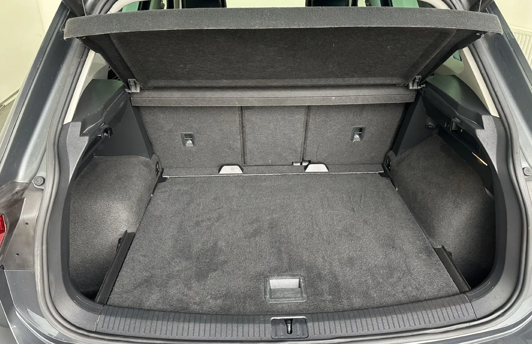 Zunanja slika - Volkswagen Tiguan - 1.5 TSI ACT BMT R-Line DSG.Highline 110kW.KAMERA - 18