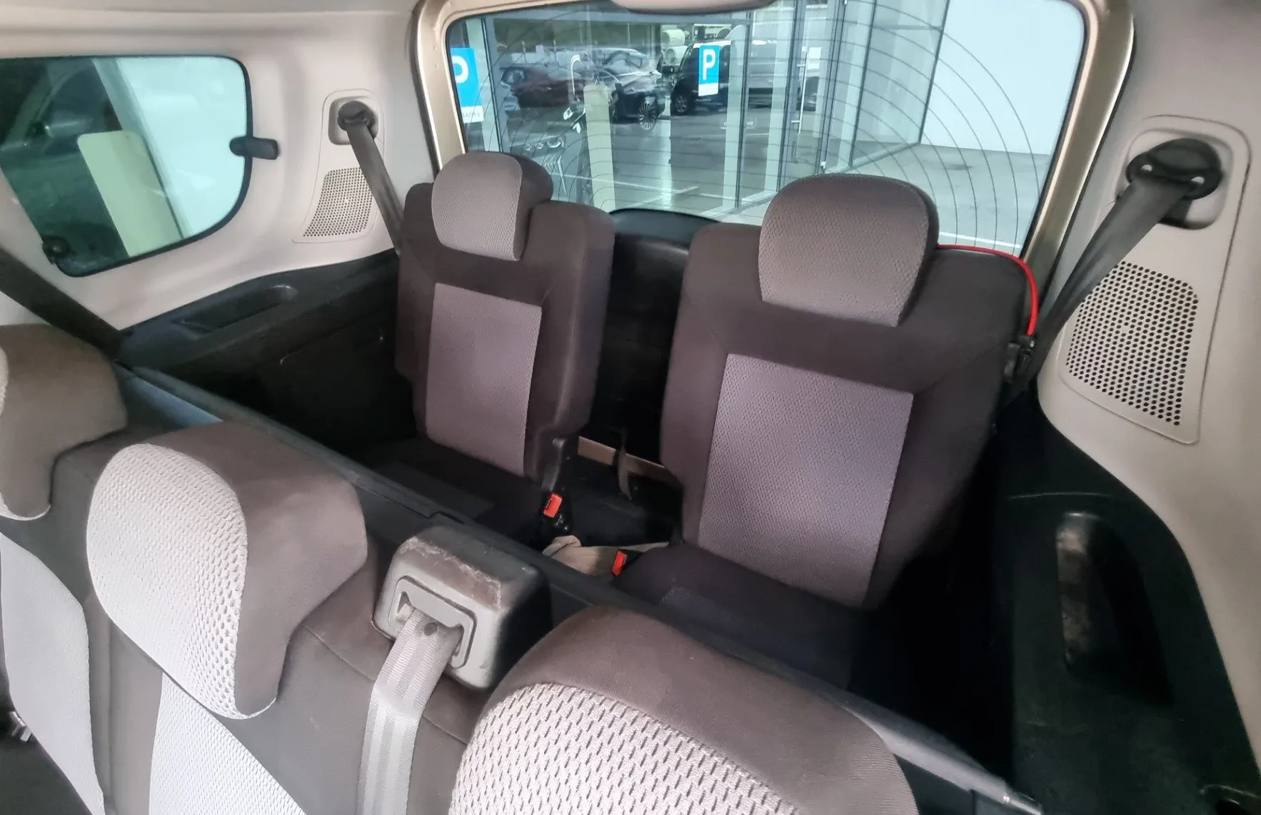 Zunanja slika - Fiat Doblo - 1.6 JTD - SLOVENSKI + POTRJENA KNJIGA + KLJUKA - 13