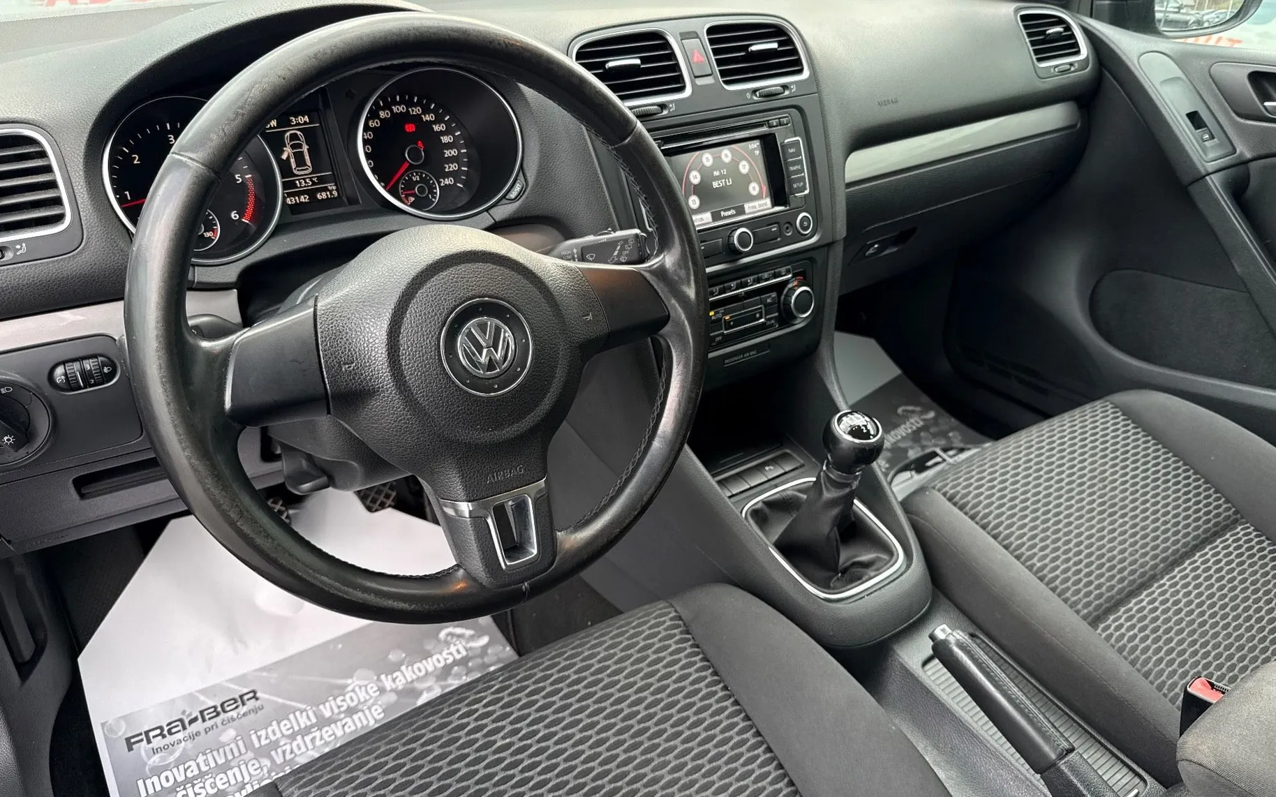 Zunanja slika - Volkswagen Golf - 2.0 TDI Comfortline|PARK.SENZ|VELIKI SERVIS - 8