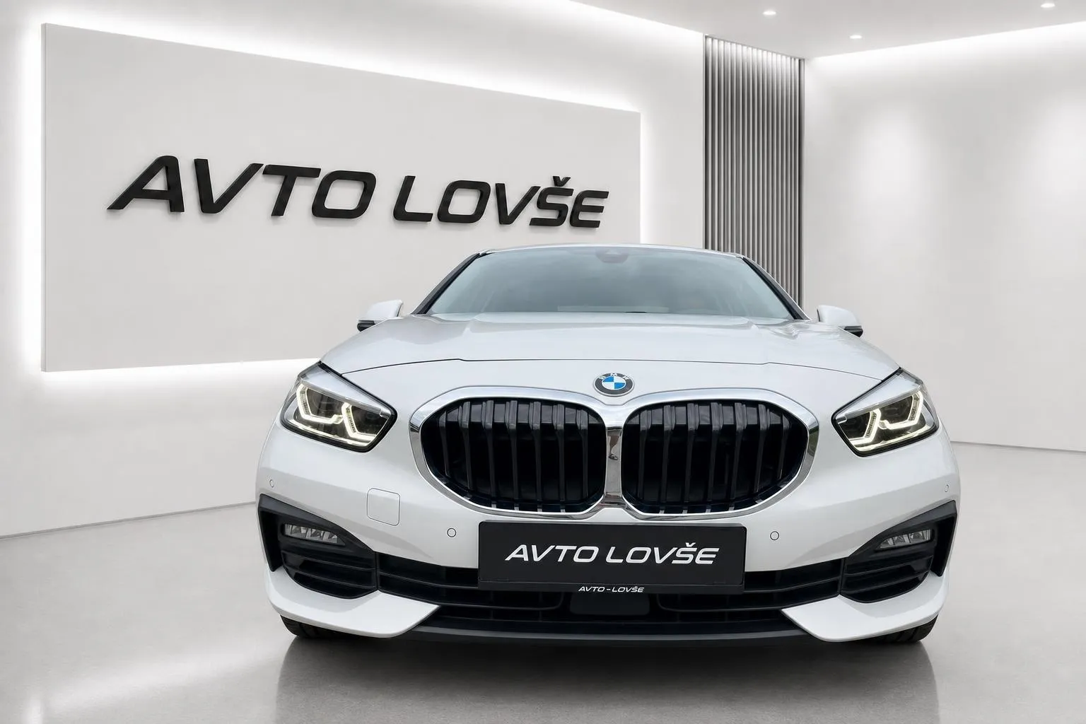 Zunanja slika - BMW serija 1: - 116d-1 LASTNICA-ALU-LED-NAVI-KAM-ODLIČEN - 3