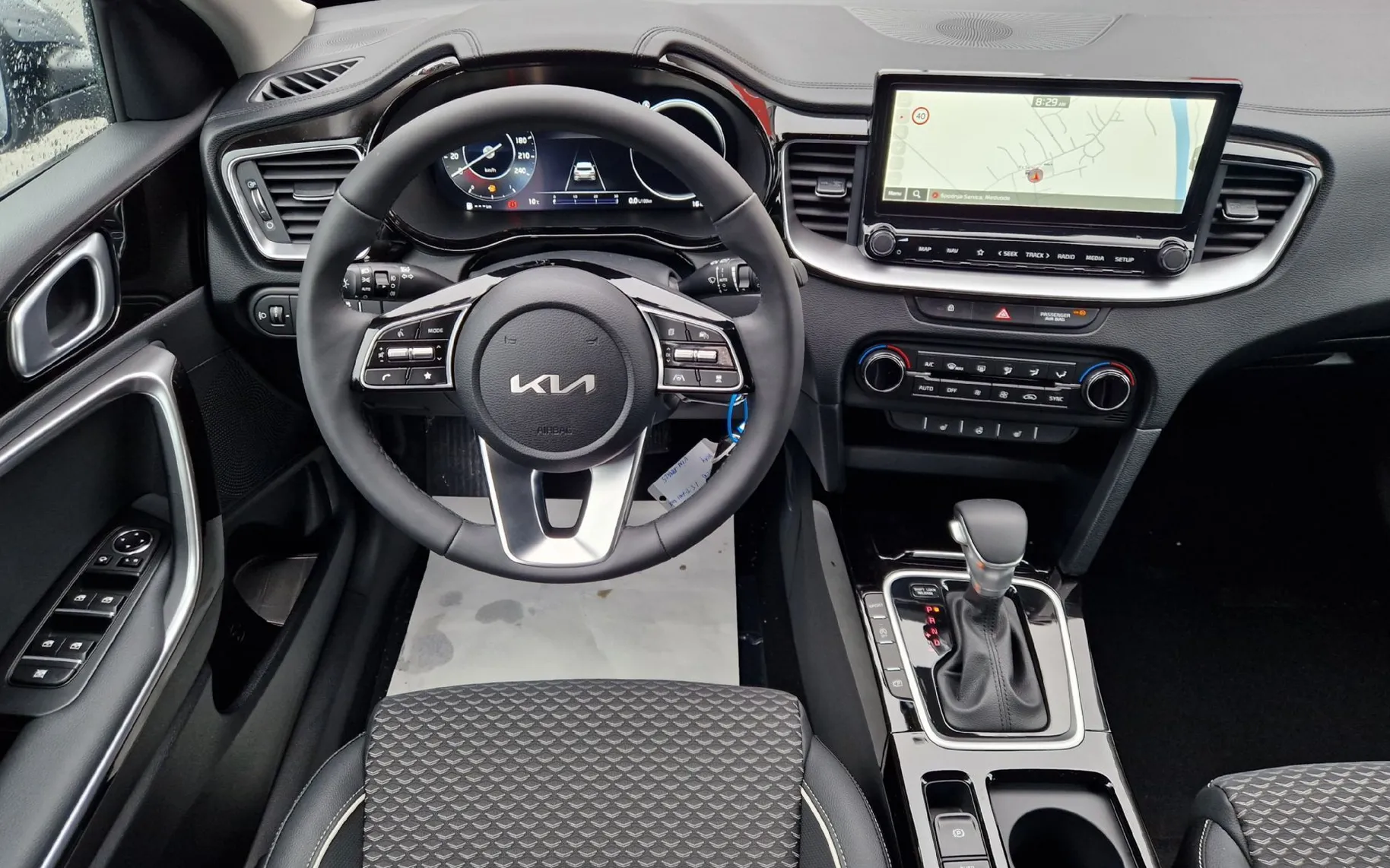 Zunanja slika - KIA XCeed - 1.6 T-GDi EX Way 7DCT - 5