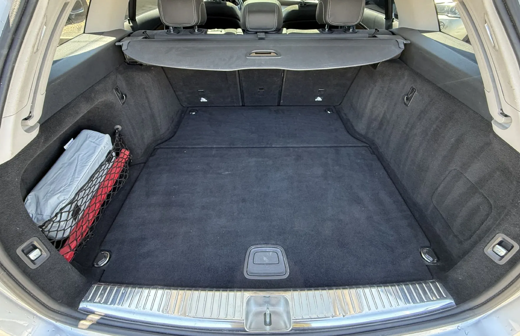 Zunanja slika - Mercedes-Benz C-Razred - C200d T PANO-FULLED-ACC-EL.PRT-NAVI-BT-360-AMBIENT - 19