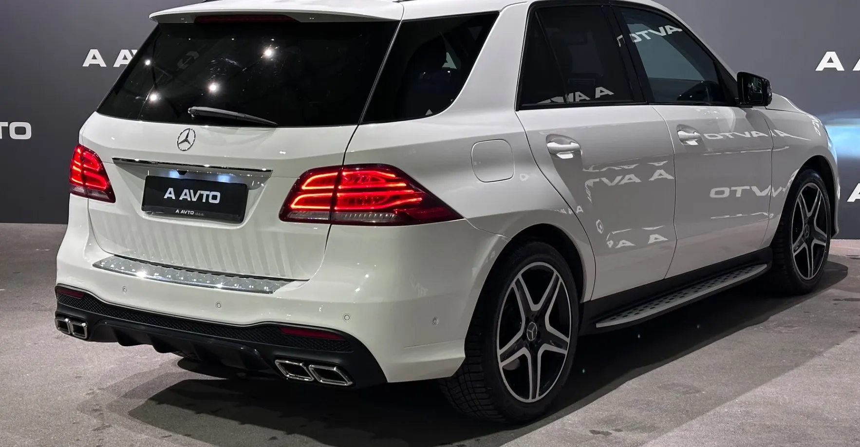 Zunanja slika - Mercedes-Benz GLE-Razred - GLE 250 d 4MATIC Avt. AMG-AIRMATIC-PANORAMA-KAMERA - 6