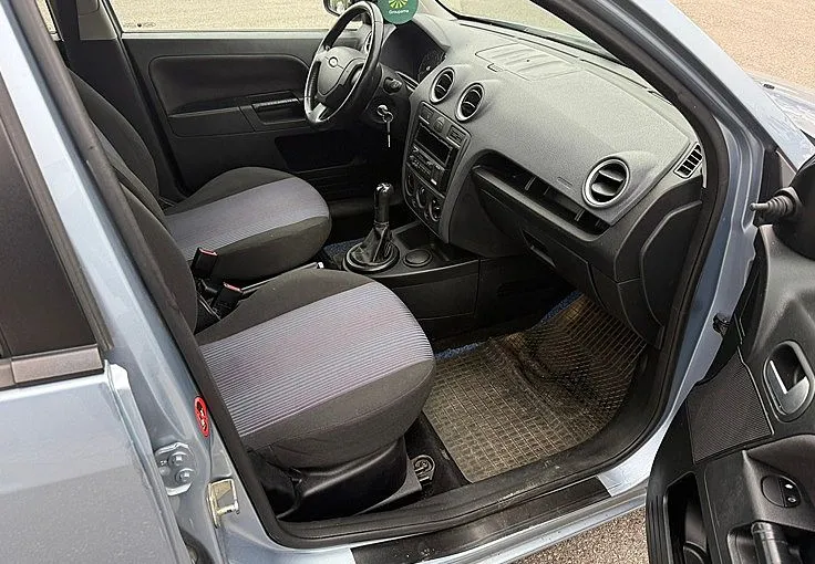 Zunanja slika - Ford Fusion - Comfort 1.4 16V - 6