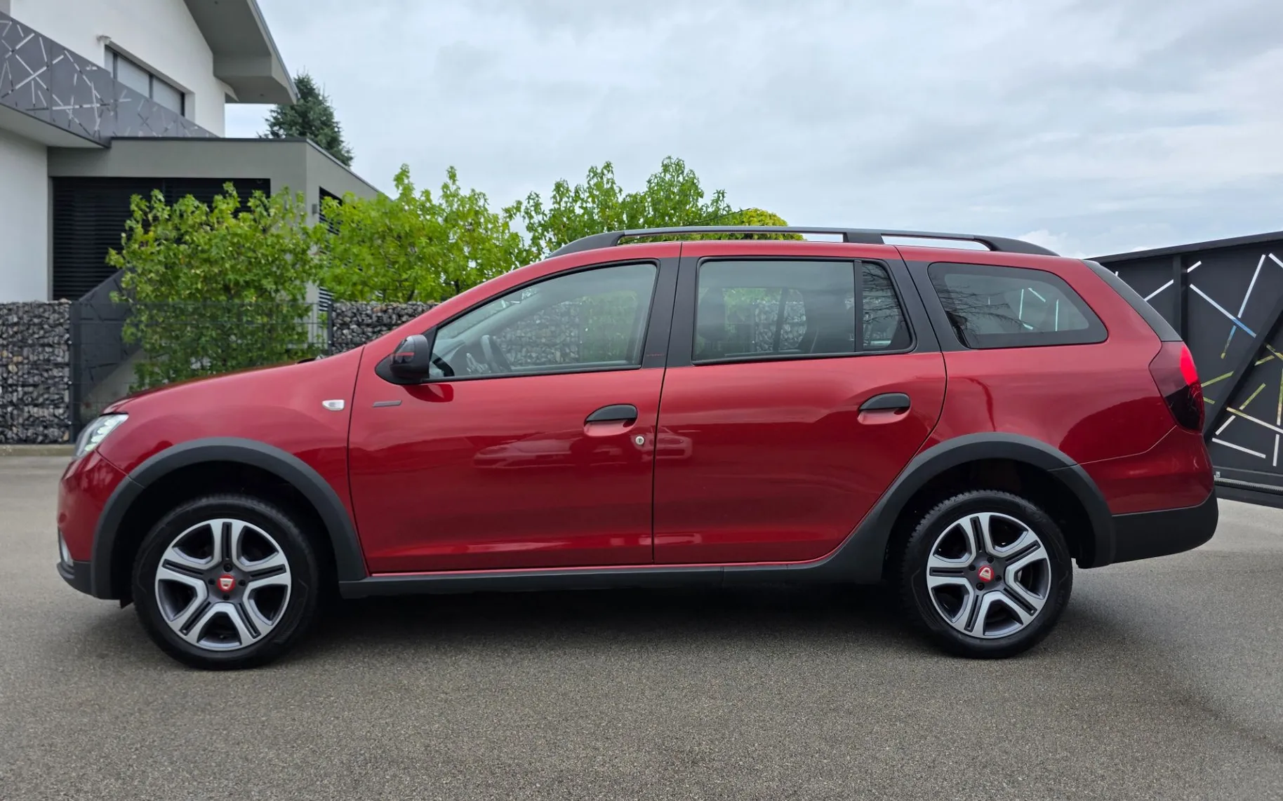 Zunanja slika - Dacia Logan - MCV 1,5 Blue dCi 95 Comfort - 2
