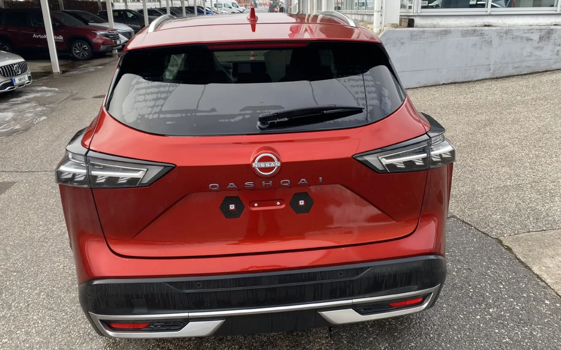 Zunanja slika - Nissan Qashqai - 1.3 DIG-T 158 X-T TEKNA SUN - 12