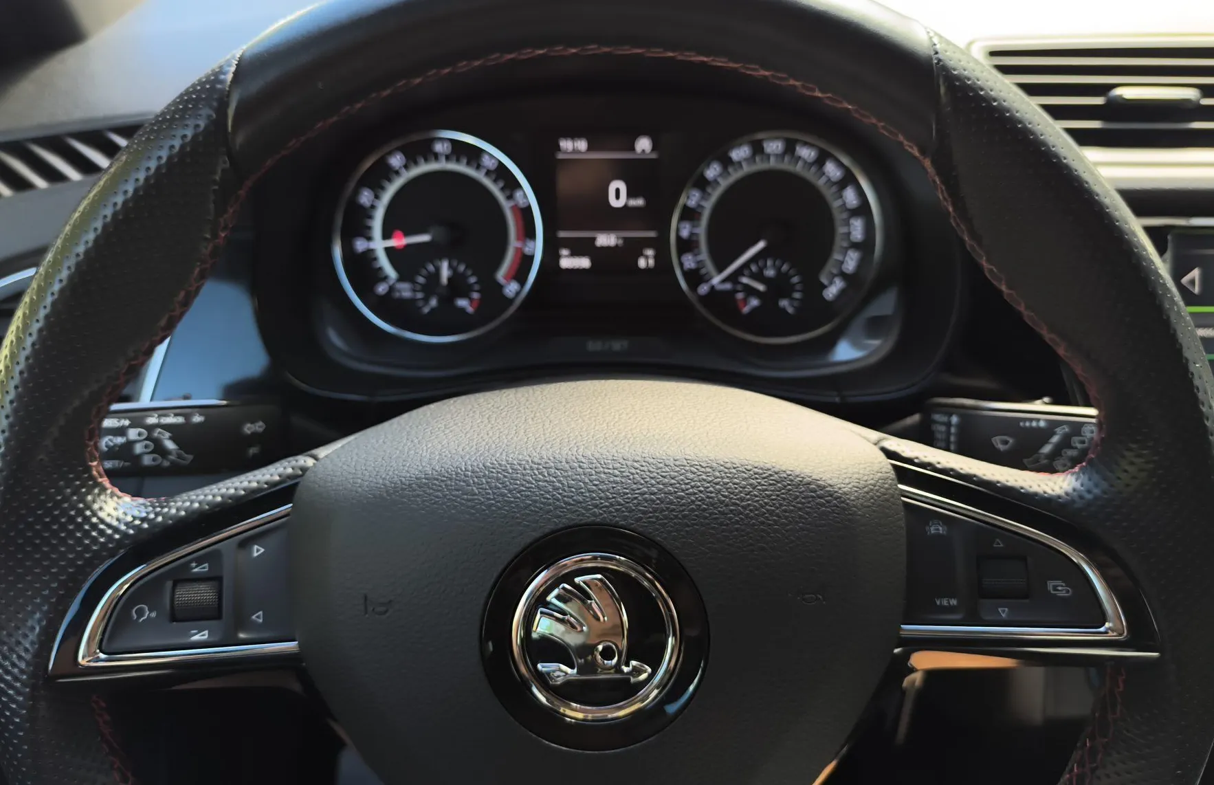 Zunanja slika - Škoda Fabia - 1.0 TSI Black Edition-SLO-1.LAST.- samo 80 TKM - 9