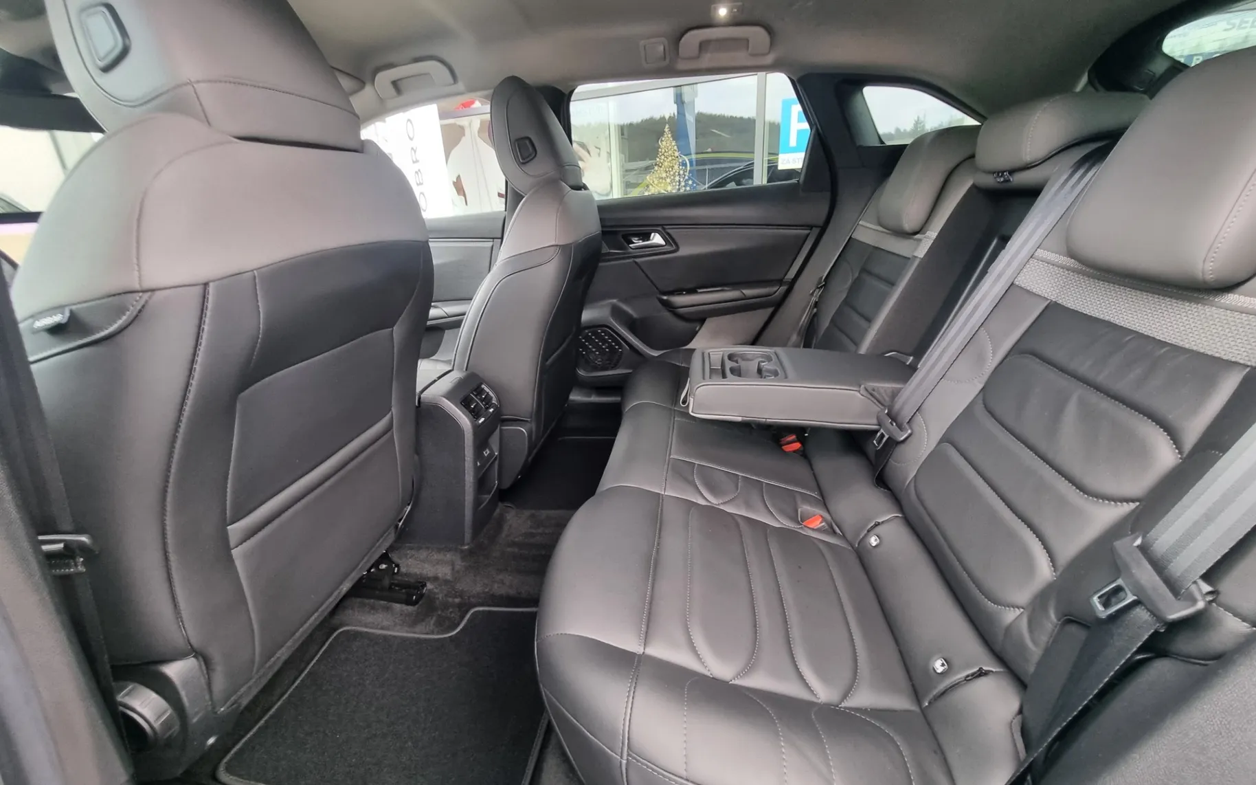 Zunanja slika - Citroën C5 - X Shine 1.2L PureTech 130 AVTOMATIK - SAMO 17.600KM - 20