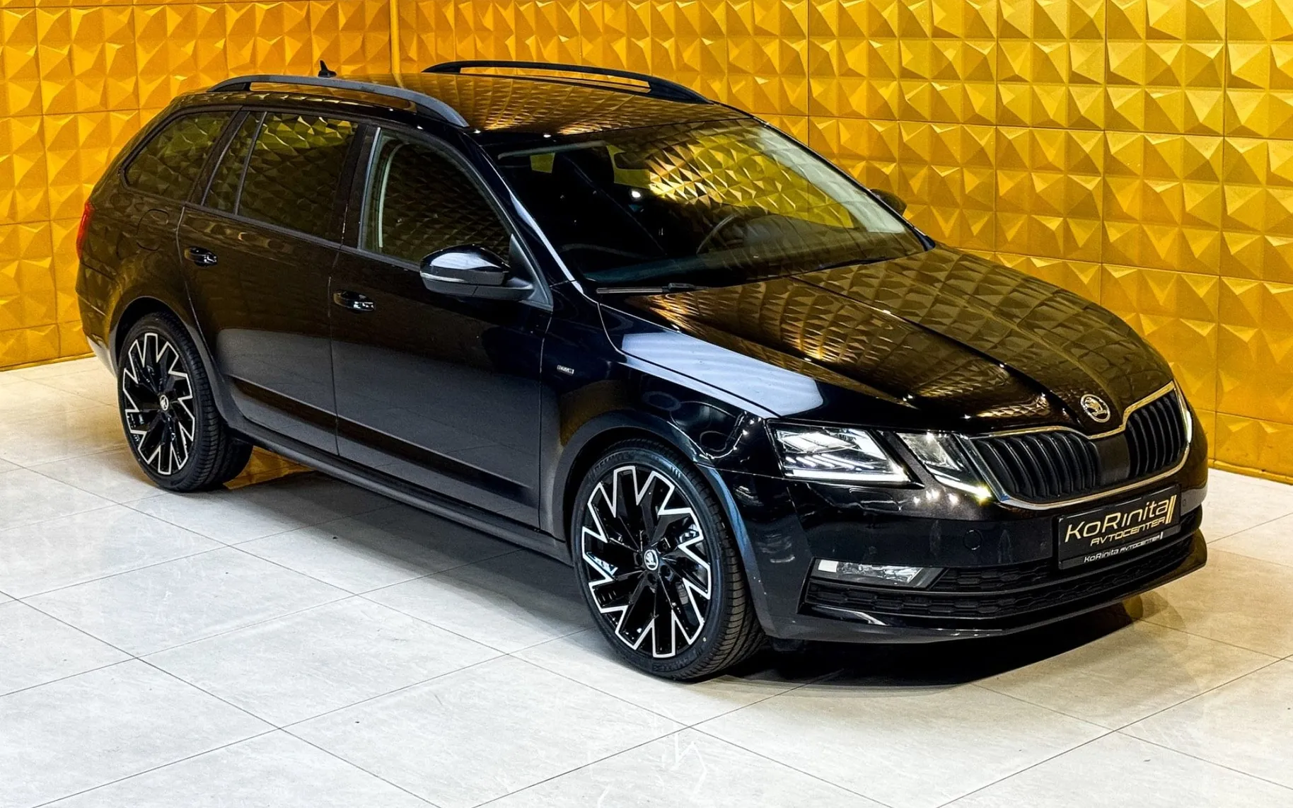 Zunanja slika - Škoda Octavia - 2.0 TDI AUT. LED-NAVI-GRETJE-PDC - 2