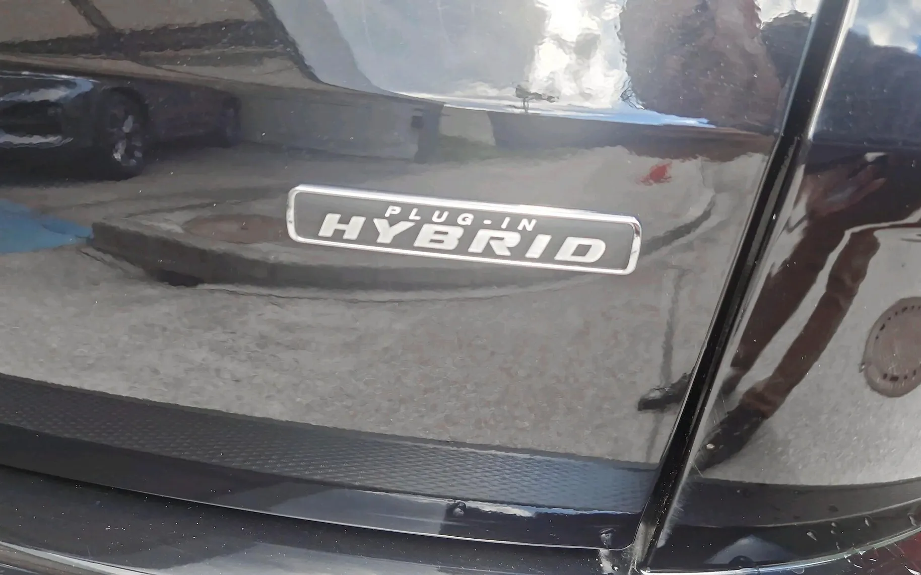 Zunanja slika - Ford Kuga - 2.5 PHEV Titanium CVT-SLO-RADAR-ZIM.PAK-NAI-KEYLES - 11
