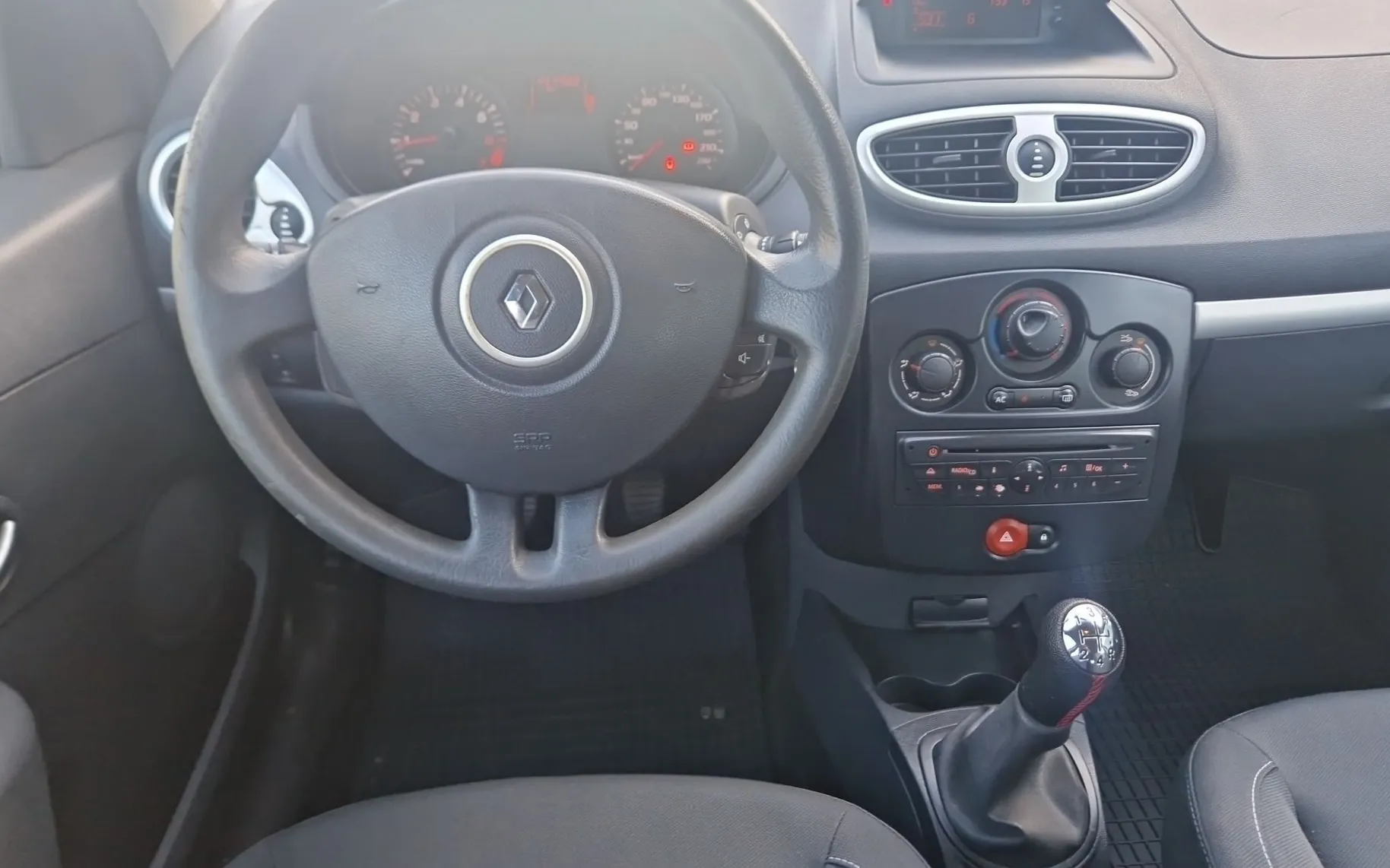 Zunanja slika - Renault Clio - 1.2 16V Dynamique - 11