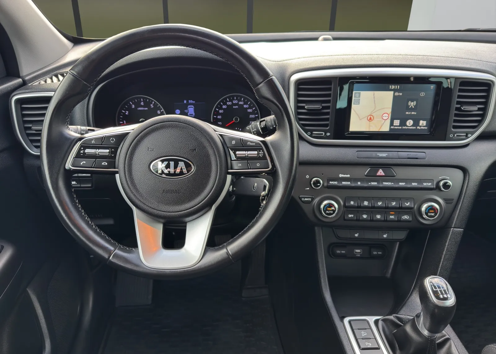 Zunanja slika - KIA Sportage - 1,6 T - 8