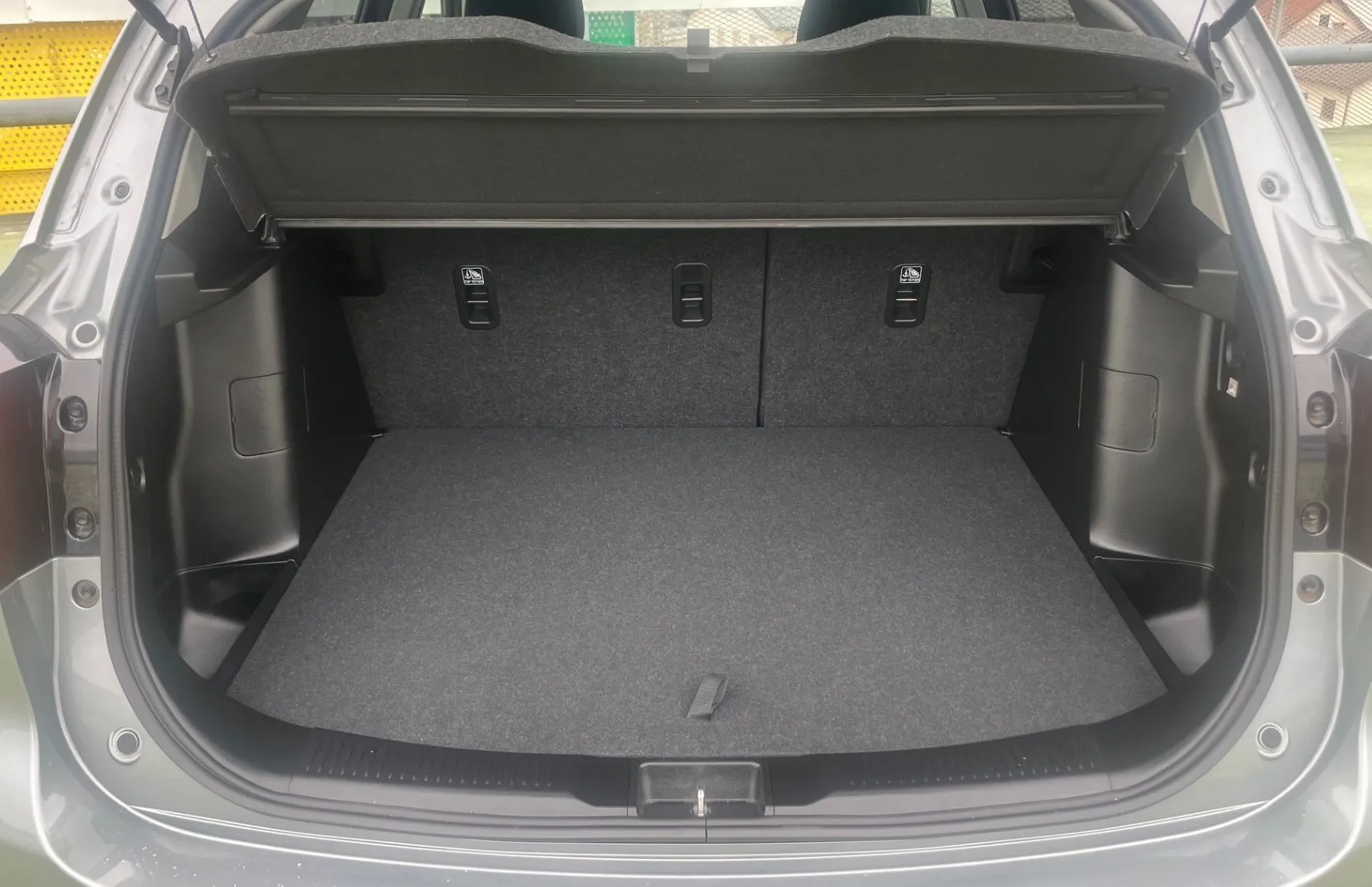 Zunanja slika - Suzuki SX4 S-Cross - 1.4 BOOSTERJET HYBRID  ALLGRIP.NEMŠKI.KAMERA.LED.. - 19