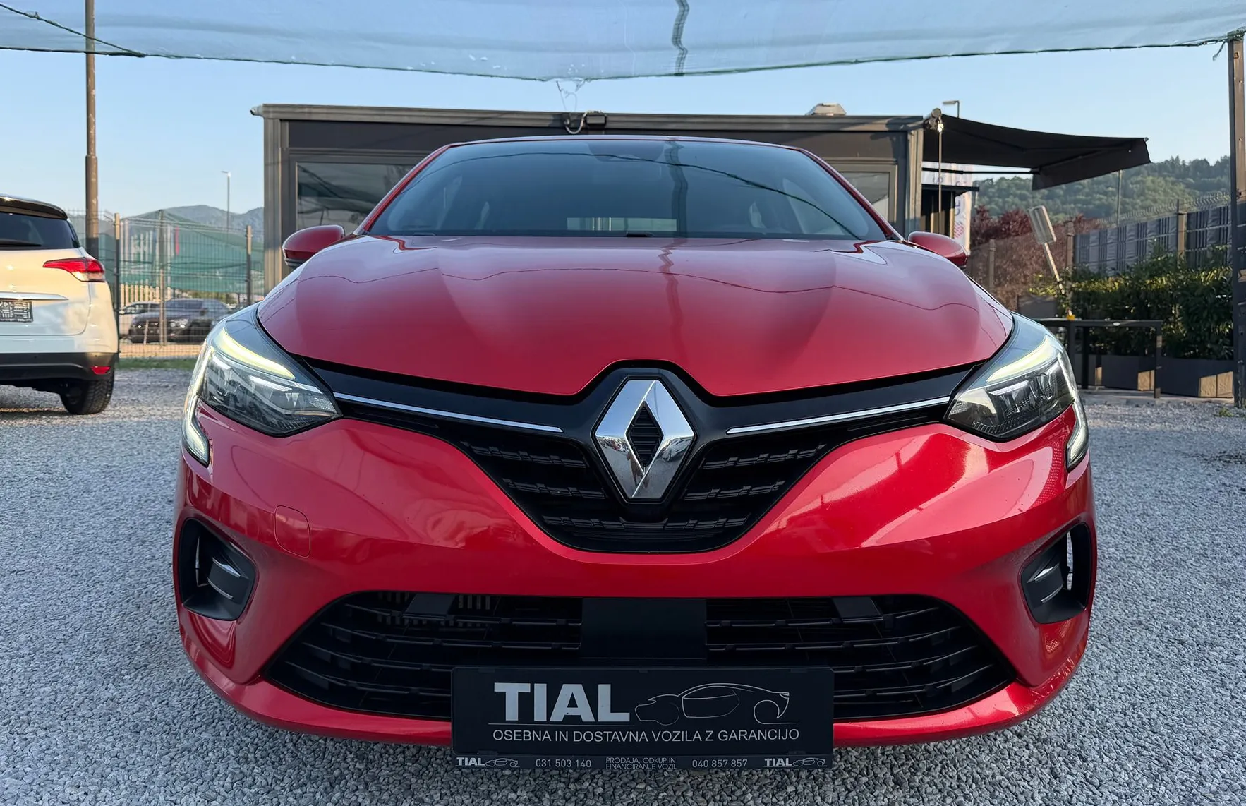Zunanja slika - Renault Clio - TCe 90 Intens SLO-VIRTUAL-DIG.KLIMA-ALU-VELIK SERV - 2