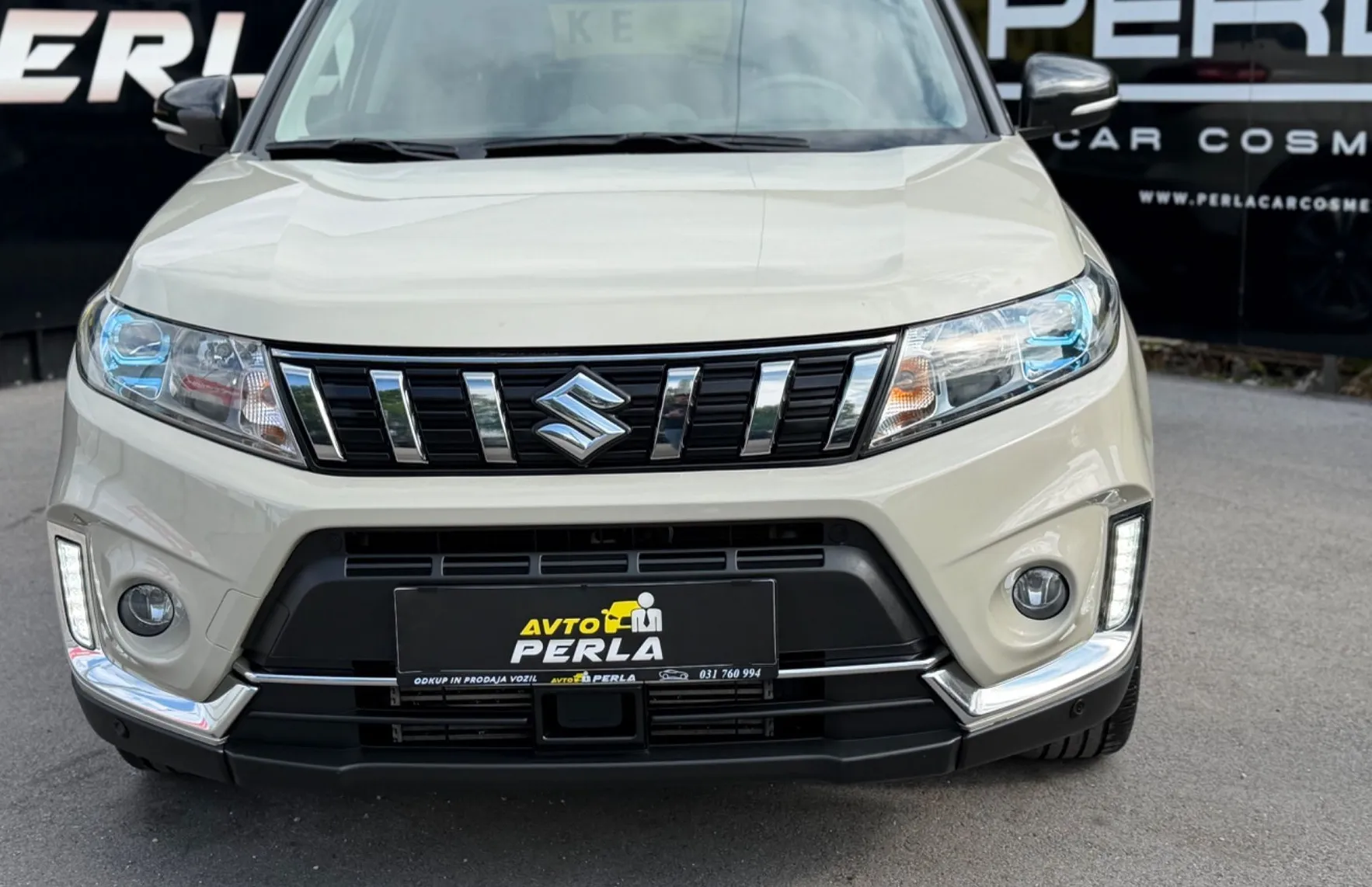 Zunanja slika - Suzuki Vitara - 1.4 AllGrip Elegance-4X4-NAVI-CAMERA-ALU-ACC- - 2