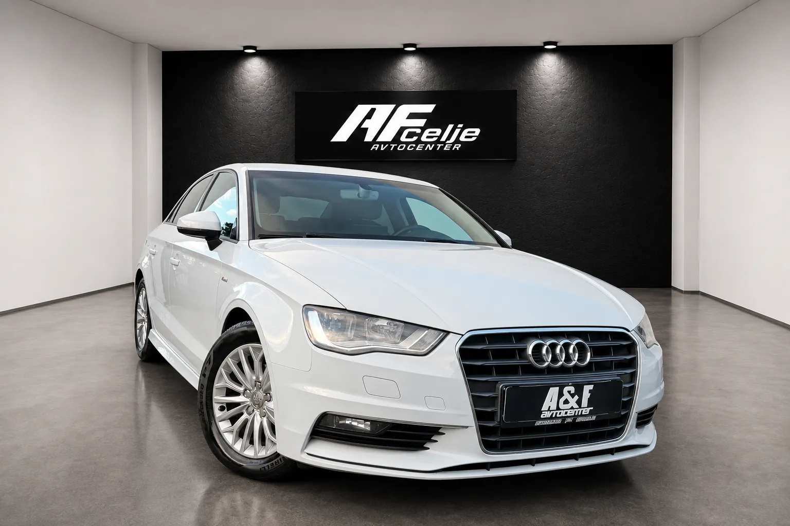 Zunanja slika - Audi A3 - 1.6 TDI-LIMO-NAVI-LIZ1NG ZA TUJCE-PDC-TEMPOMAT- - 3
