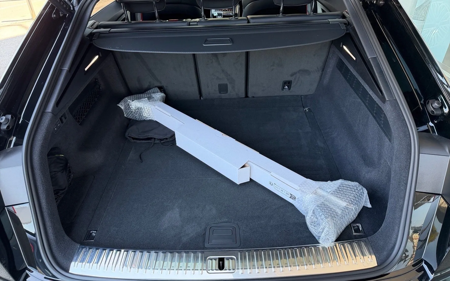 Notranja slika - Audi Q8 - quattro 50 TDI Tiptronic - 12