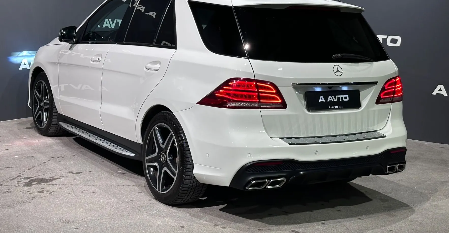 Zunanja slika - Mercedes-Benz GLE-Razred - GLE 250 d 4MATIC Avt. AMG-AIRMATIC-PANORAMA-KAMERA - 5