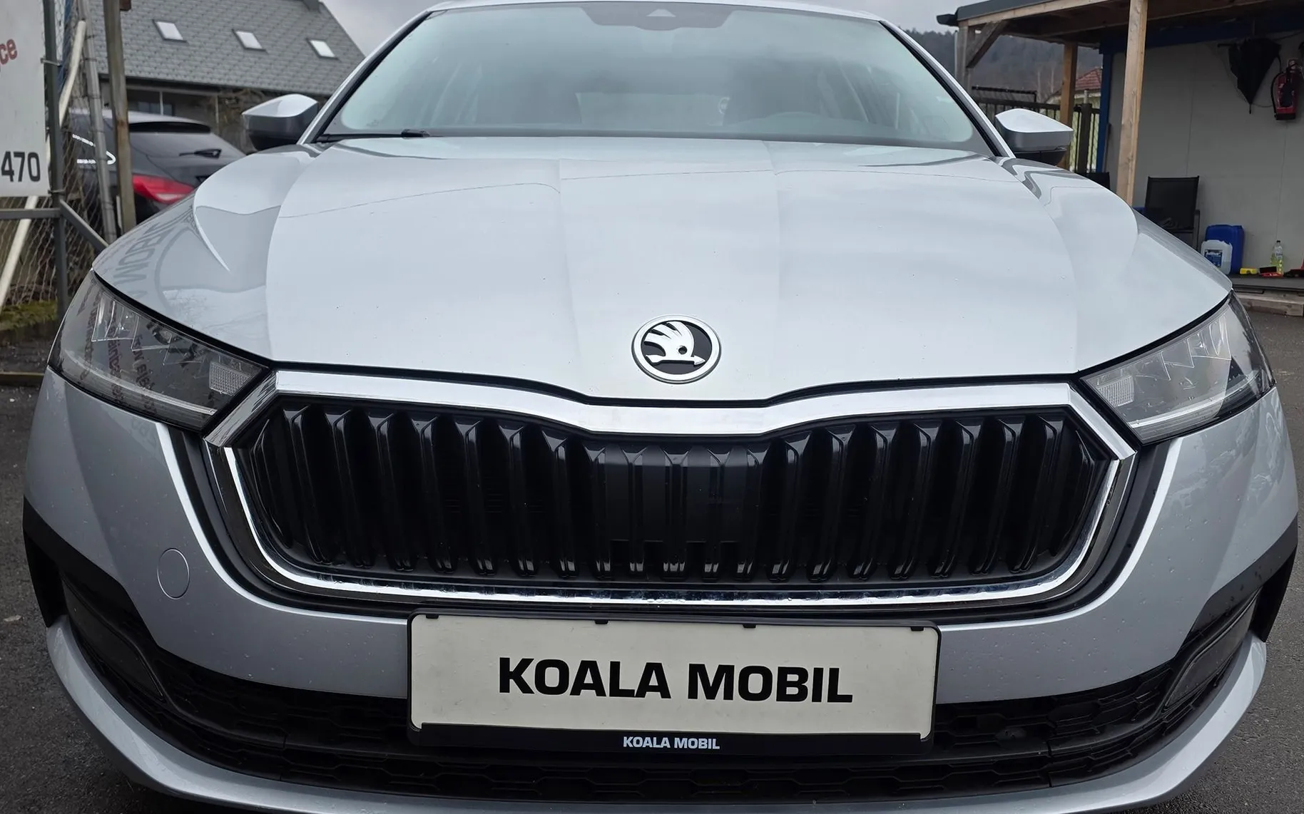 Zunanja slika - Škoda Octavia - 2.0 TDI LIMUZINA LED-ALU PLATIŠČA-ZASLON-PDC-1.LAS - 2