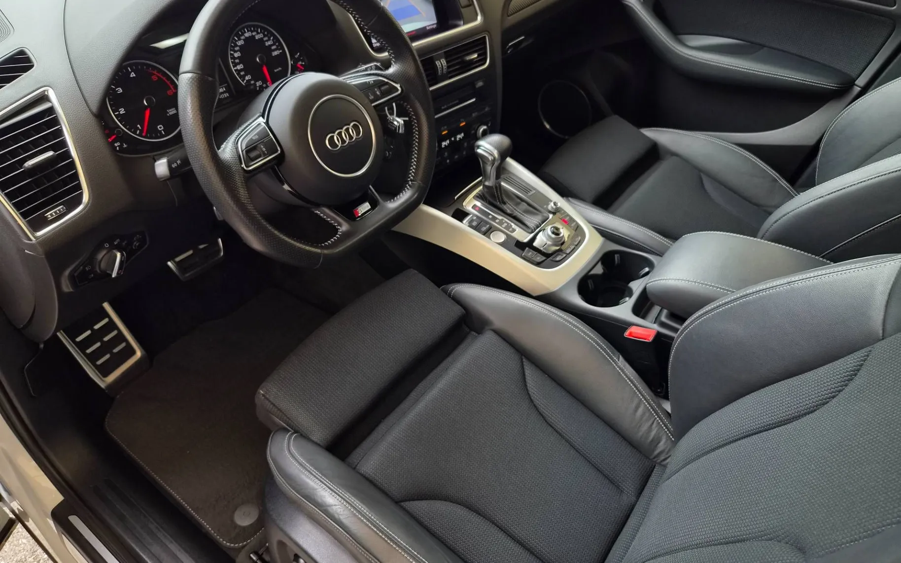 Zunanja slika - Audi Q5 - 2.0TDI-QUATTRO-3XS-LINE-PANORAMA-ACC-KAMERA-20COL- - 4