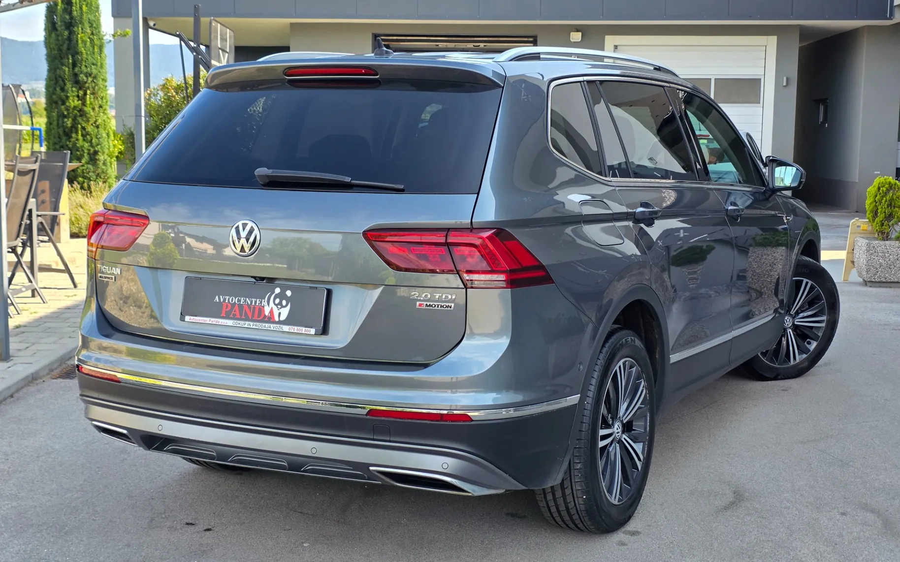 Zunanja slika - Volkswagen Tiguan - 2,0 TDI Highline DSG - 4