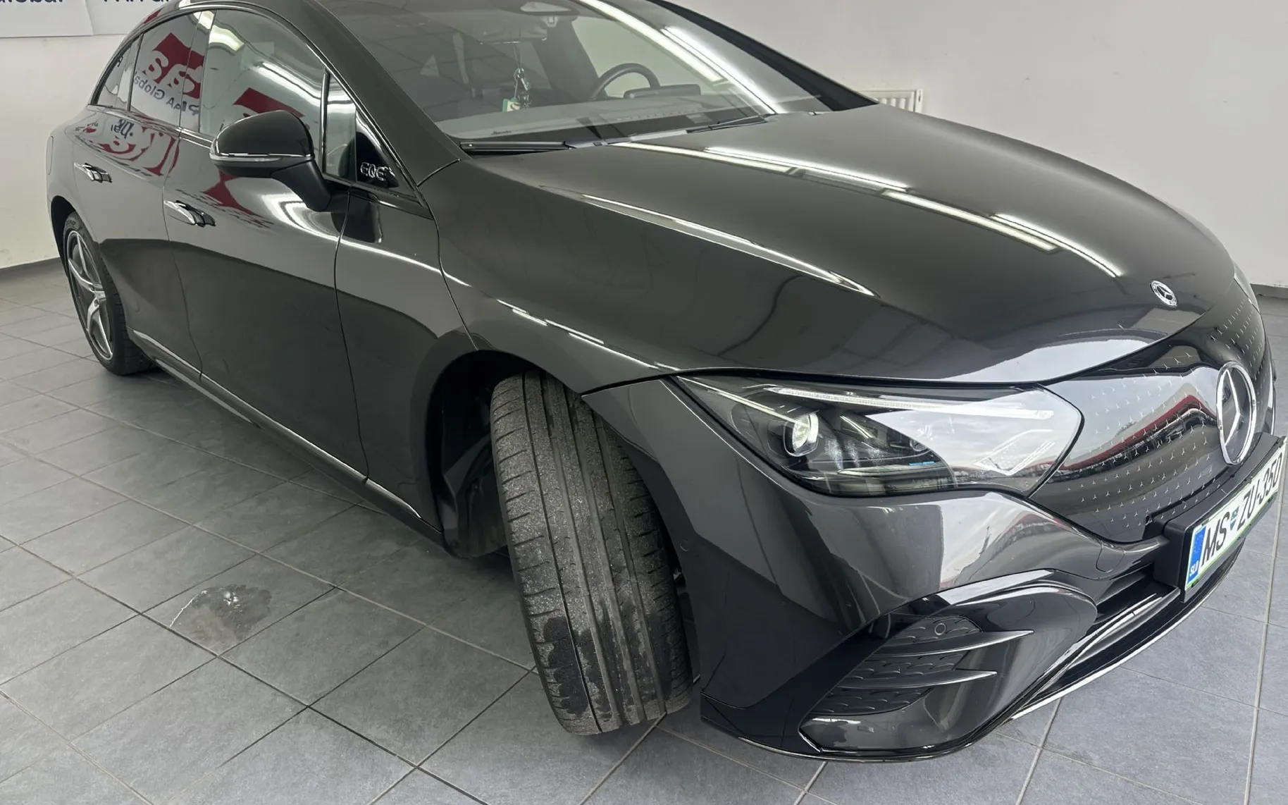 Zunanja slika - Mercedes-Benz EQE - 350+KAMERA.NAVI.LED.USNJE.KROM.SAMO 43000KM - 2