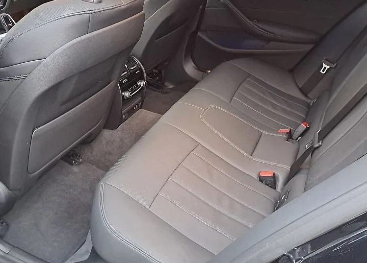 Zunanja slika - BMW Serija 5 - Touring: 520 d  M Sport 2.0 140KW AT8 - 13