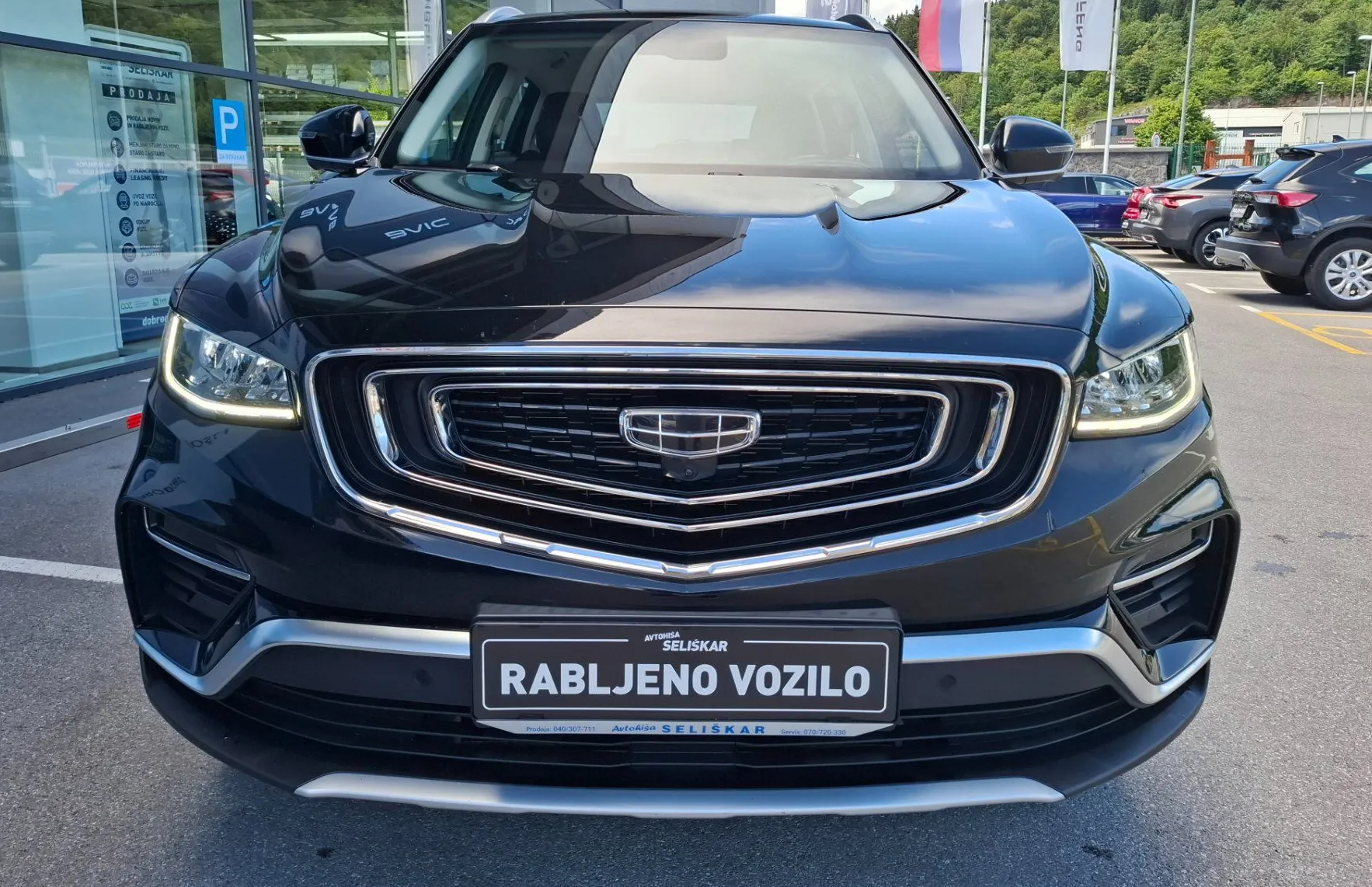 Zunanja slika - Geely Atlas Pro - 1.5 LUXURY 2WD - 1. LASTNIK - POTRJENA SERVISNA... - 3