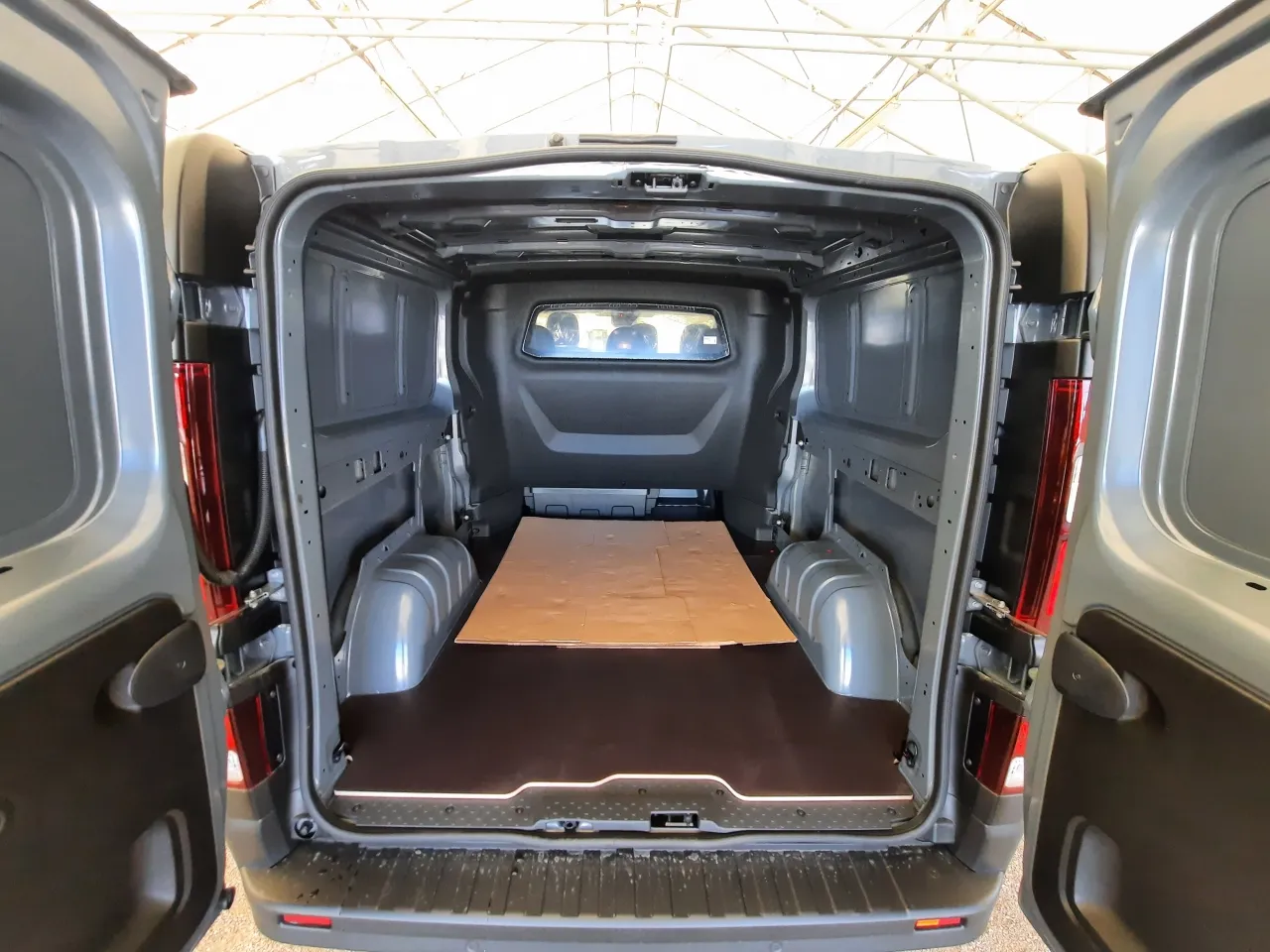 Zunanja slika - Renault Trafic - Podaljšana kabina - 8