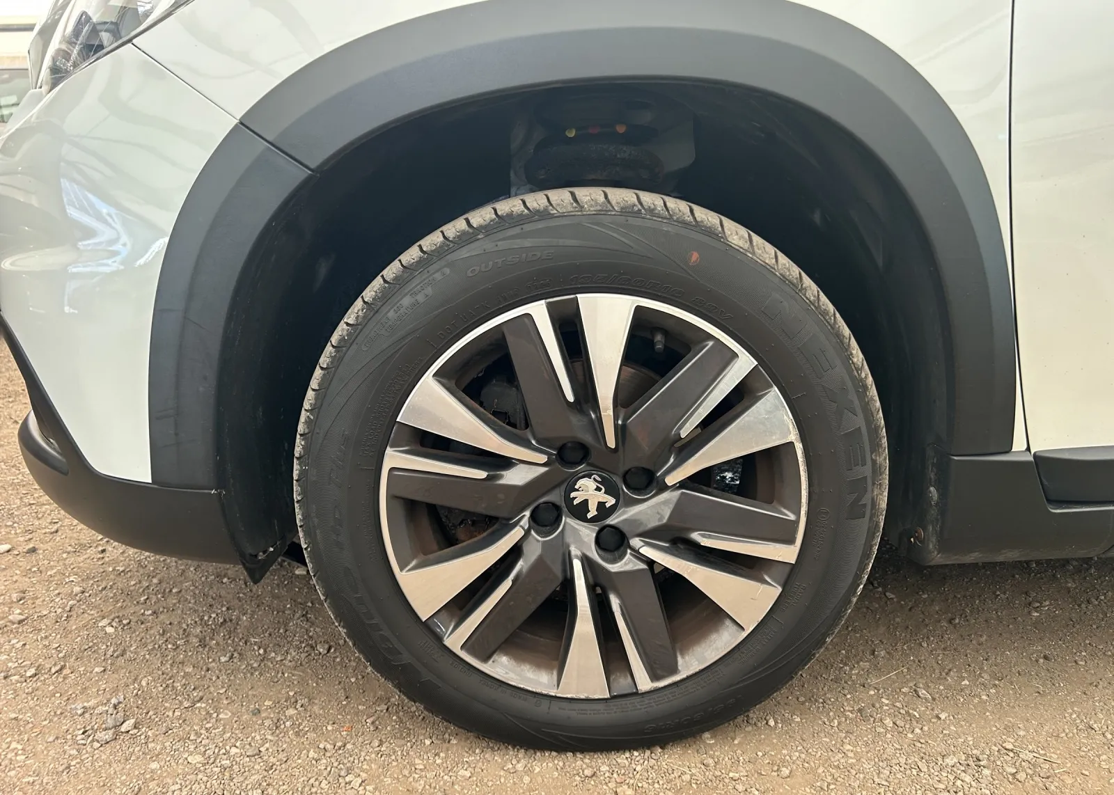 Zunanja slika - Peugeot 2008 - 1,2 PureTech 110 S&S Style - 18