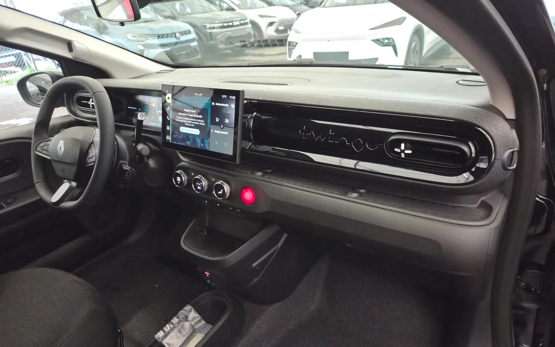Zunanja slika - Renault Twingo - Techno E-Tech+Gretje sedežev - 21